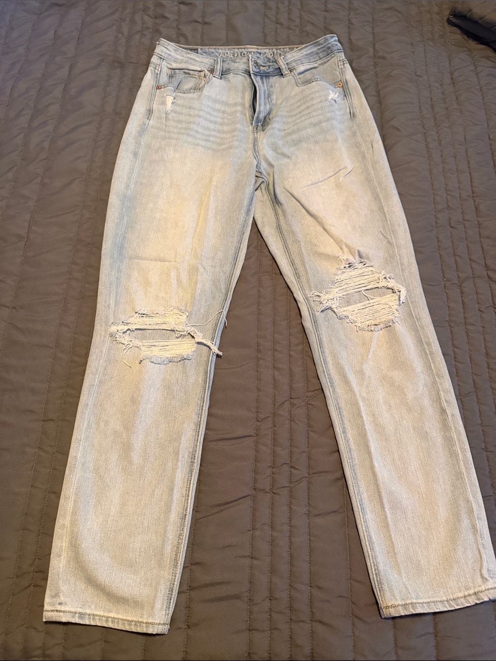 American Eagle Outfitters Light Blue Denim Jeans